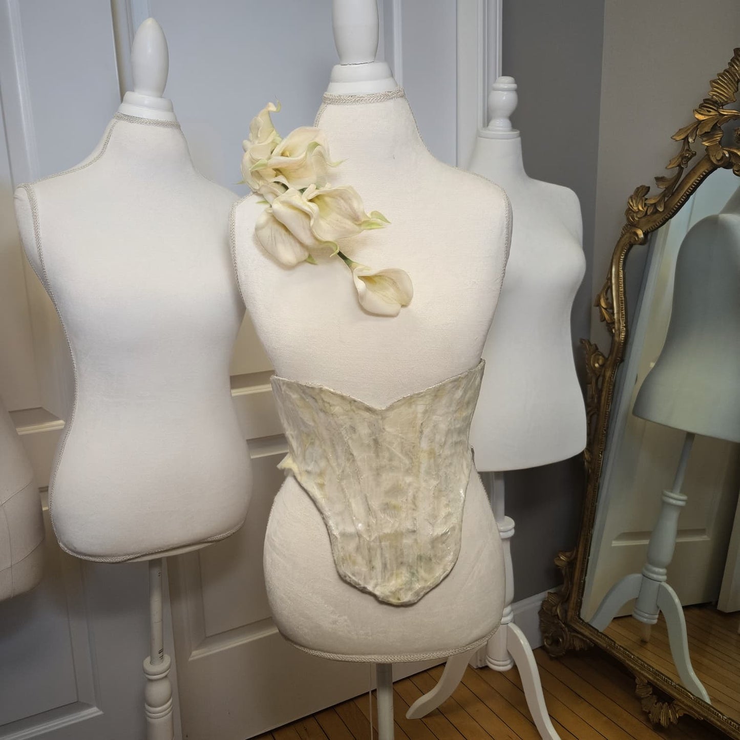 Corset Mermaid in Mother-of-Pearl